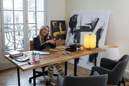 Emily w Paryżu - galeria zdjęć - filmweb