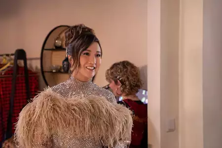 Emily w Paryżu - galeria zdjęć - filmweb