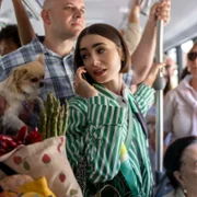 Emily w Paryżu - galeria zdjęć - filmweb