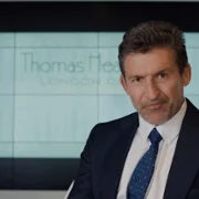 Emily in Paris - galeria zdjęć - filmweb