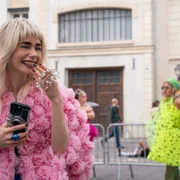 Emily in Paris - galeria zdjęć - filmweb