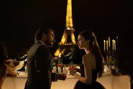 Emily w Paryżu - galeria zdjęć - filmweb