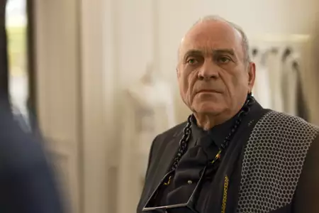 Emily w Paryżu - galeria zdjęć - filmweb