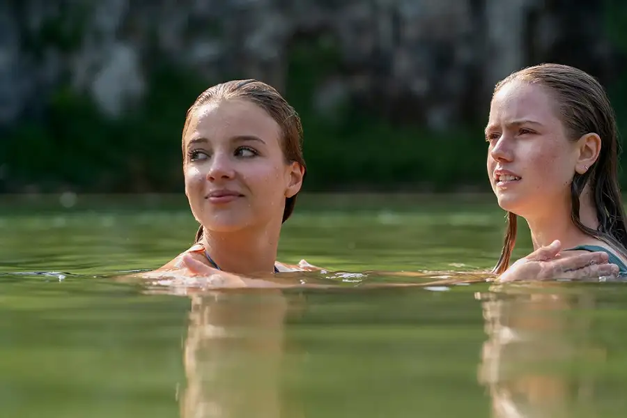 Sterling Point - galeria zdjęć - filmweb