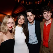 Sterling Point - galeria zdjęć - filmweb