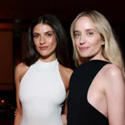 Sterling Point - galeria zdjęć - filmweb