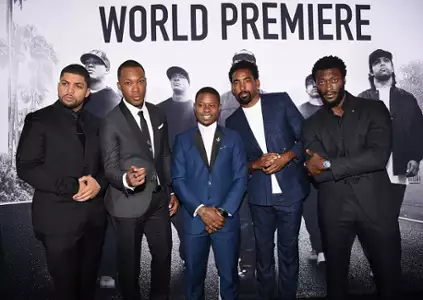 Straight Outta Compton - galeria zdjęć - filmweb