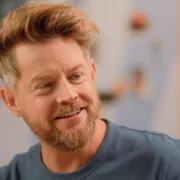 Dish It Out - galeria zdjęć - filmweb