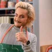 Dish It Out - galeria zdjęć - filmweb
