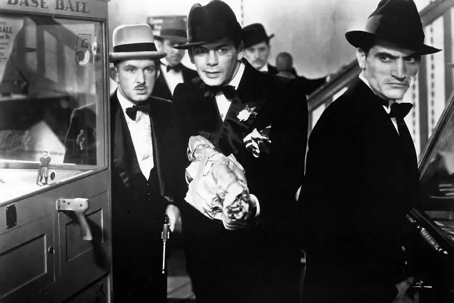 Człowiek z blizną - galeria zdjęć - filmweb