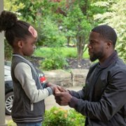 Fatherhood - galeria zdjęć - filmweb