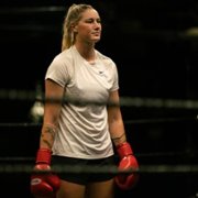 Kop jak Tayla - galeria zdjęć - filmweb