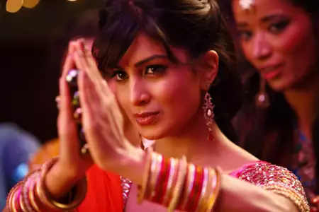 Besharam - galeria zdjęć - filmweb