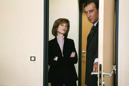 Upojenie władzą - galeria zdjęć - filmweb