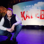 Świat według Kaleba: W trasie - galeria zdjęć - filmweb
