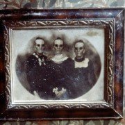 Darkness - galeria zdjęć - filmweb