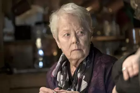 Eat Locals - galeria zdjęć - filmweb