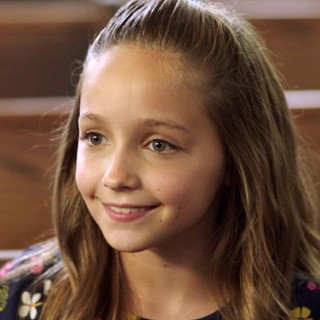 Sara Hopkins