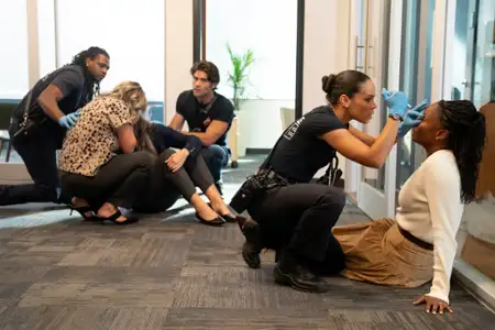 9-1-1: Nashville - galeria zdjęć - filmweb