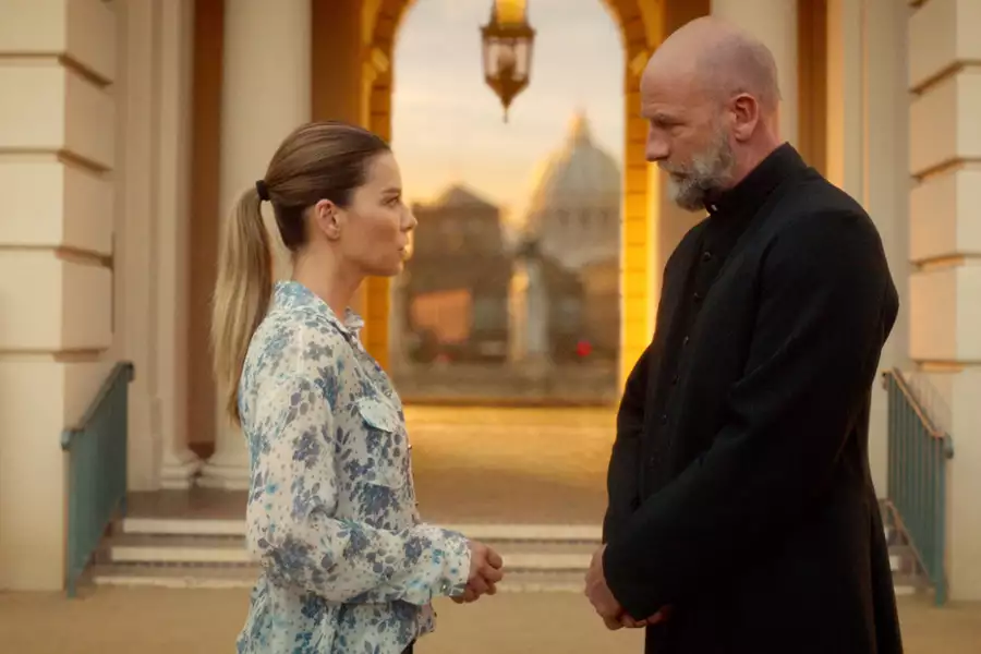 Lucyfer - galeria zdjęć - filmweb