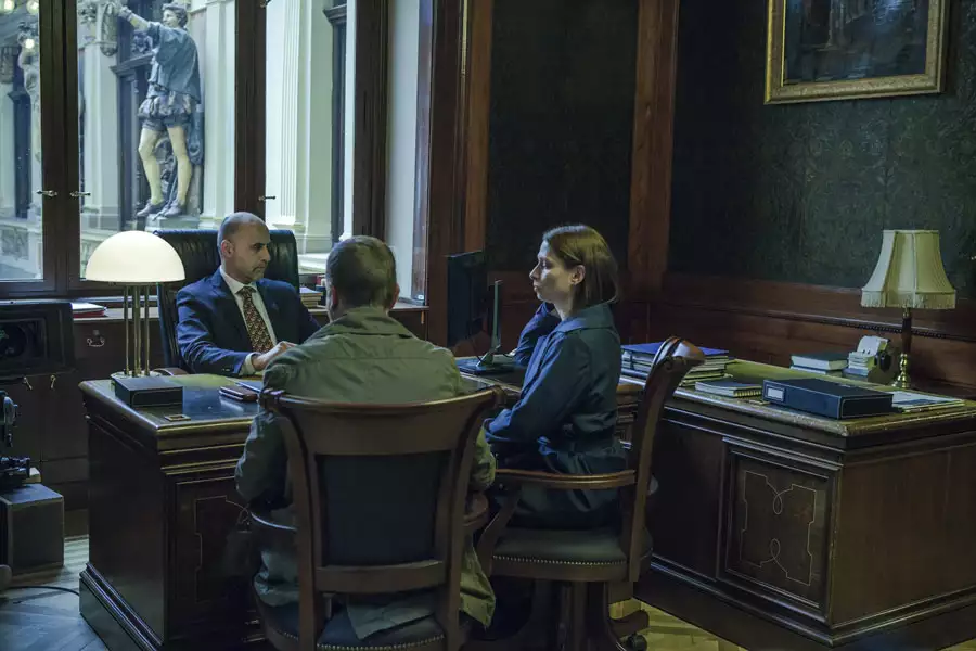 Układ - galeria zdjęć - filmweb