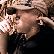 Biały cień - galeria zdjęć - filmweb