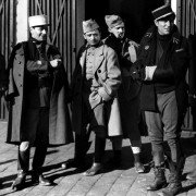 Towarzysze broni - galeria zdjęć - filmweb