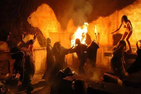 Matka łez - galeria zdjęć - filmweb