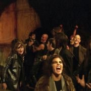 Matka łez - galeria zdjęć - filmweb