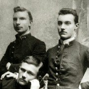 Z dala od orkiestry - galeria zdjęć - filmweb