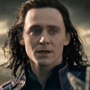 Tom Hiddleston w Thor: Mroczny świat