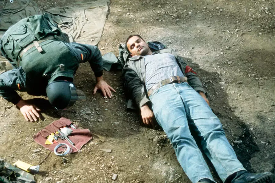 Ziemia niczyja - galeria zdjęć - filmweb