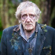 Dead Hearts - galeria zdjęć - filmweb
