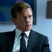 Uwikłana - galeria zdjęć - filmweb