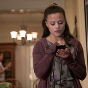 Uwikłana - galeria zdjęć - filmweb