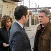 Shades of Blue - galeria zdjęć - filmweb