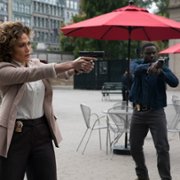 Shades of Blue - galeria zdjęć - filmweb