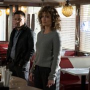 Shades of Blue - galeria zdjęć - filmweb