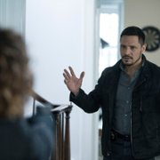 Shades of Blue - galeria zdjęć - filmweb