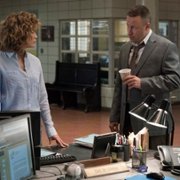 Shades of Blue - galeria zdjęć - filmweb