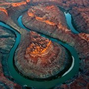River - galeria zdjęć - filmweb