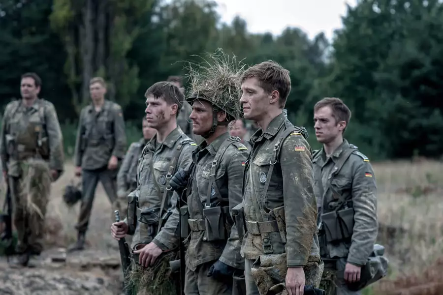 Szpieg D'83 - galeria zdjęć - filmweb