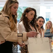 Siostry Nader w wielkim mieście - galeria zdjęć - filmweb