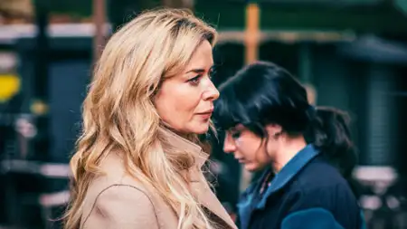 The Guest - galeria zdjęć - filmweb