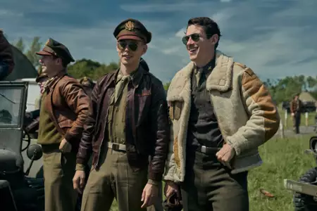 Władcy przestworzy - galeria zdjęć - filmweb
