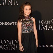 Dotknij nieba - galeria zdjęć - filmweb