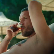 Poldi - galeria zdjęć - filmweb