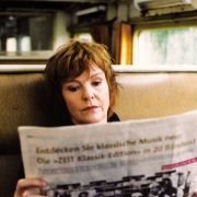Podaj mi dłoń - galeria zdjęć - filmweb