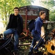 Podaj mi dłoń - galeria zdjęć - filmweb