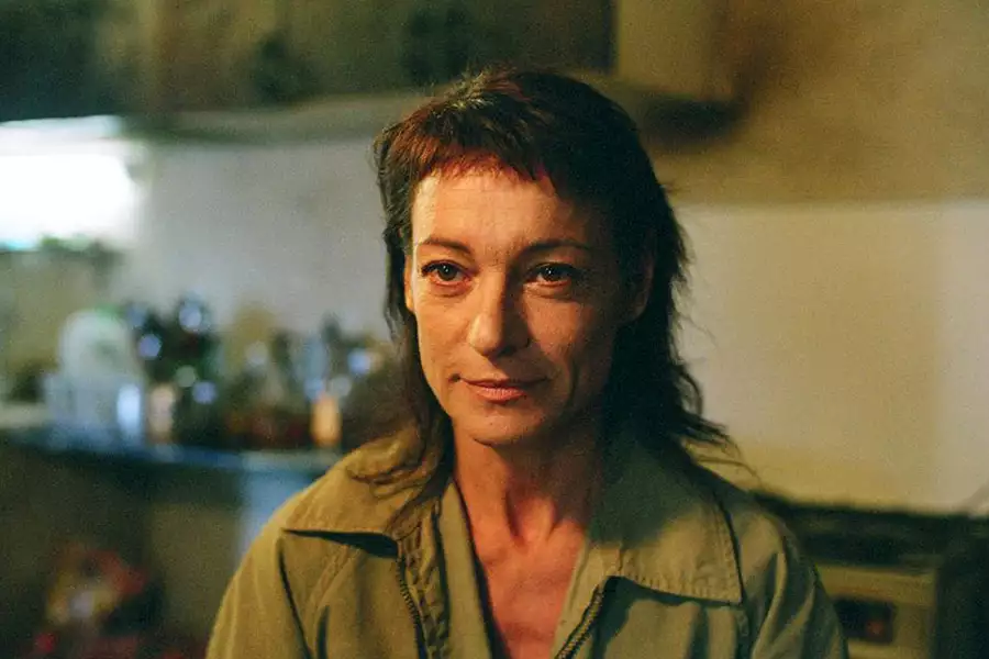 Podaj mi dłoń - galeria zdjęć - filmweb